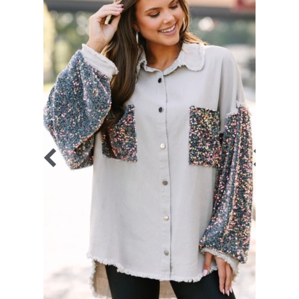 Fantastic Fawn Grey Sequin Sleeve Shacket Womens Medium Frayed Hem Button Up Top